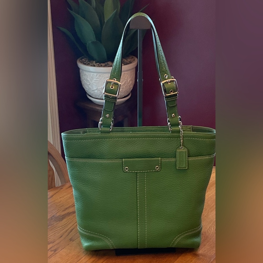 Coach Vintage Green Pebbled Leather Hamilton Tote - EUC